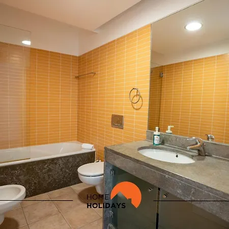 #111 Ocean View By Holidays Holiday home