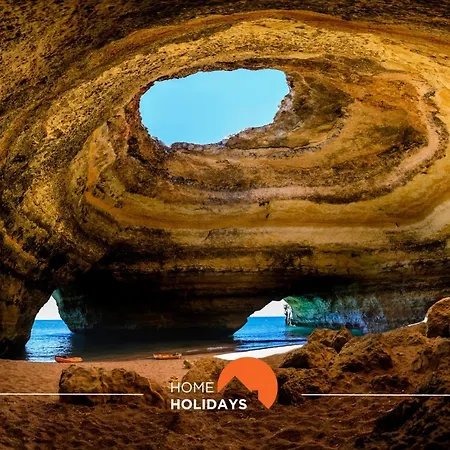 #111 Ocean View By Holidays Holiday home *