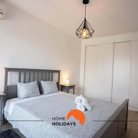 #111 Ocean View By Holidays *