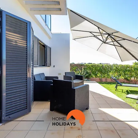 #111 Ocean View By Holidays * Albufeira